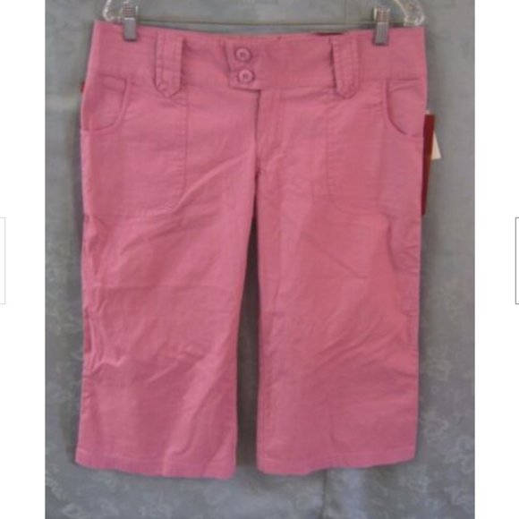 Fire Jeans Brand Wide Leg Capri Pants Size 11 NWT Berry Pink - Picture 1 of 8